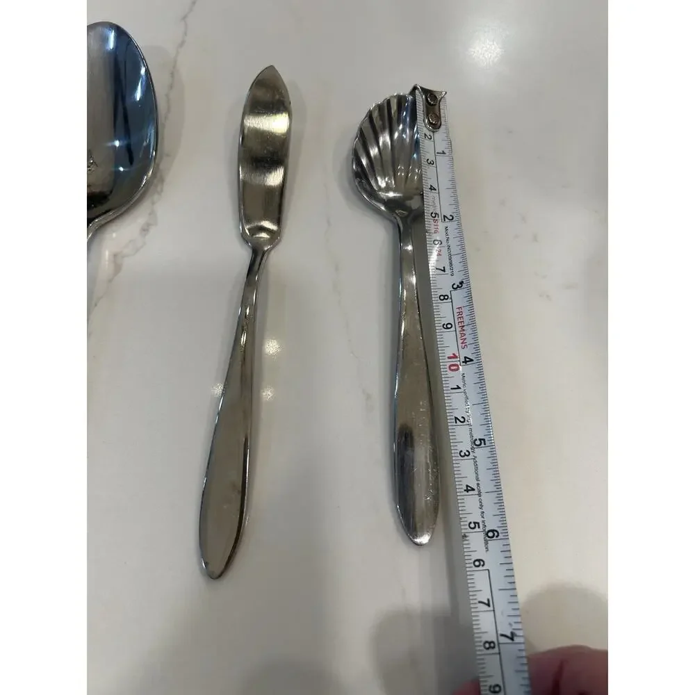 Oneida Gloss‎ LARSON Stainless Plain Pointed Tip Flatware 3 Pc Serving Set